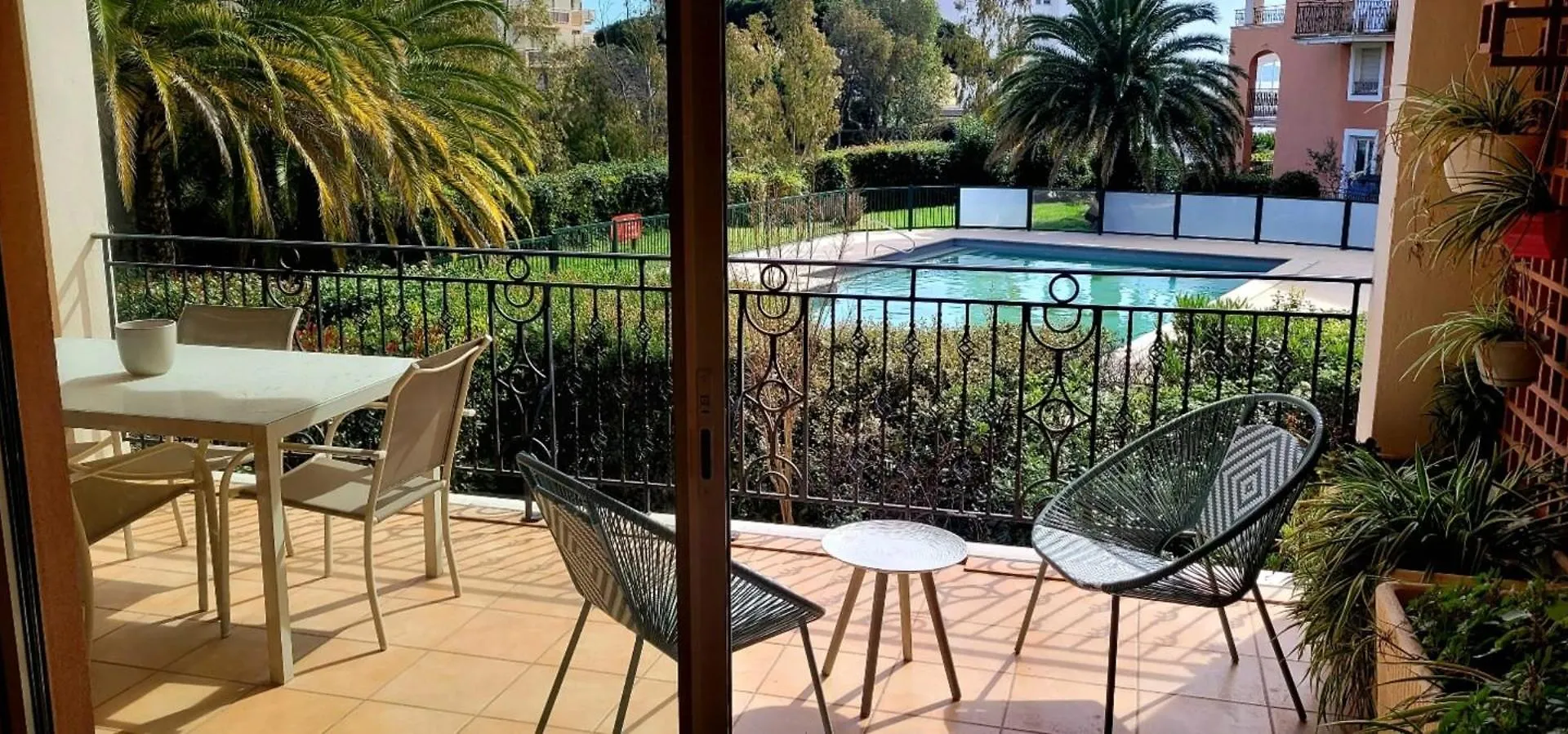 Superb Apt Great Comfort With Balcony & Pool Sainte-Maxime 0*,  France